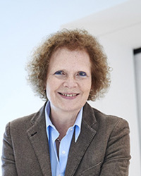 Dr. Ines Knauber-Daubenbüchel